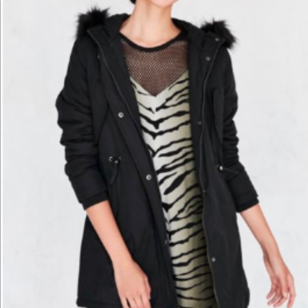Urban Outfitters / Pins and Needles Whistler Faux Fur jacket